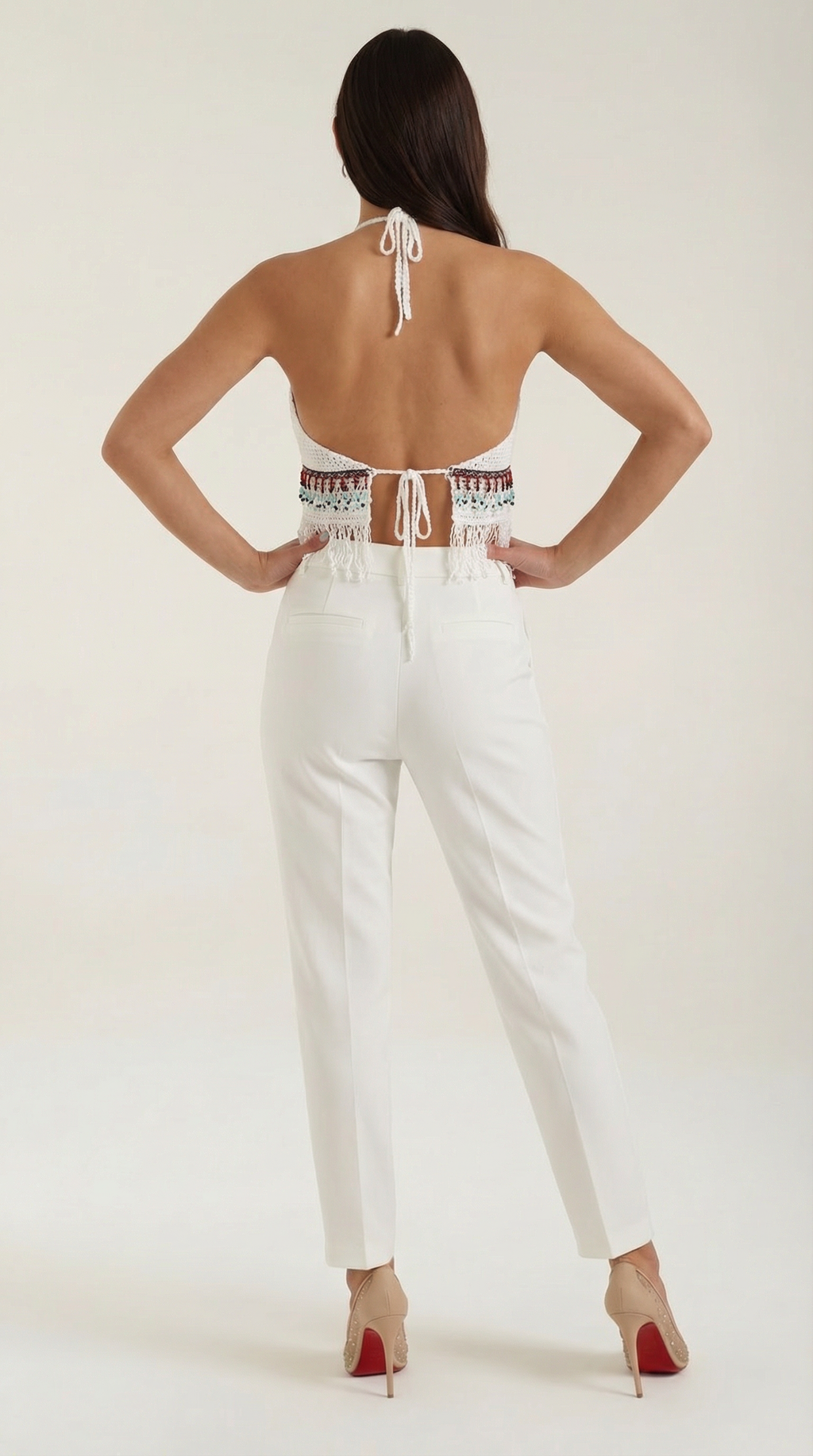 Elegante Halter de Ganchillo Celeste con Flecos