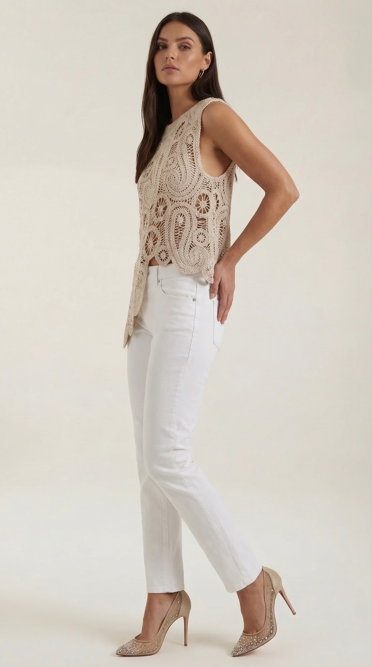 Blusa Asimétrica Delia con Detalles de Encaje