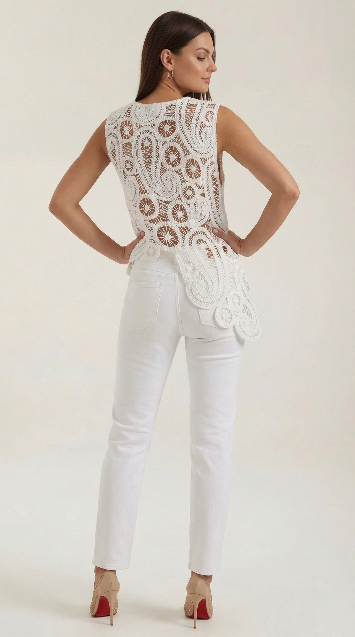 Blusa Asimétrica Delia con Detalles de Encaje