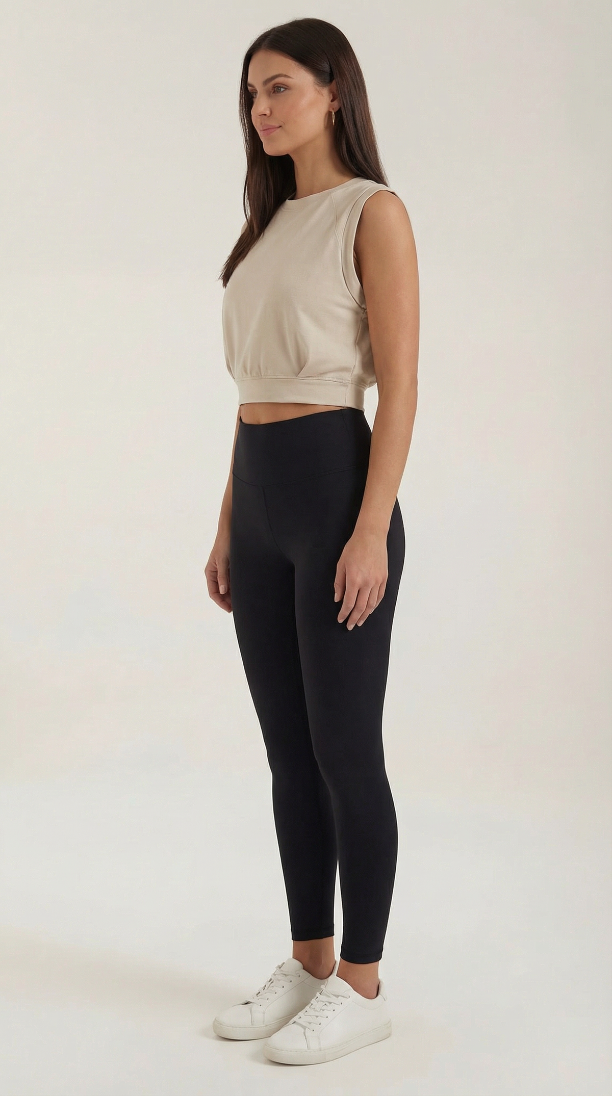 Top Faye Essential Crop