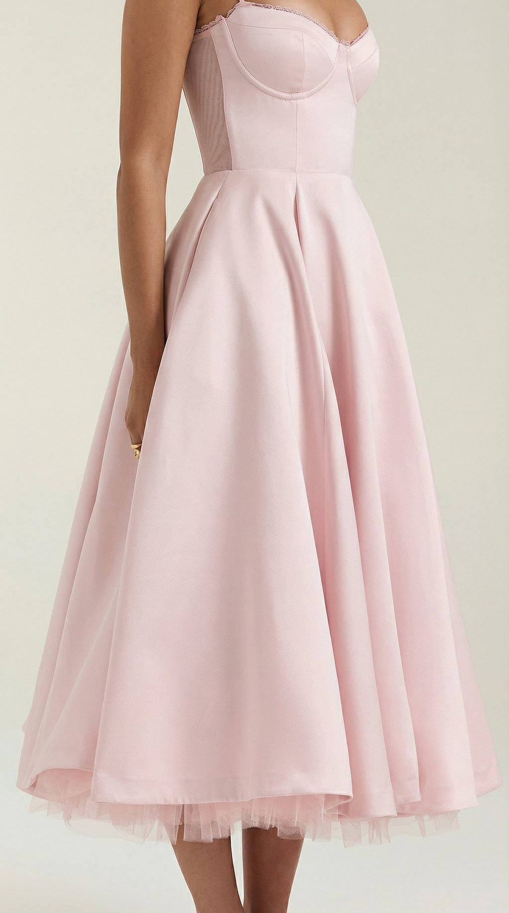 Vestido midi Isolde de tul