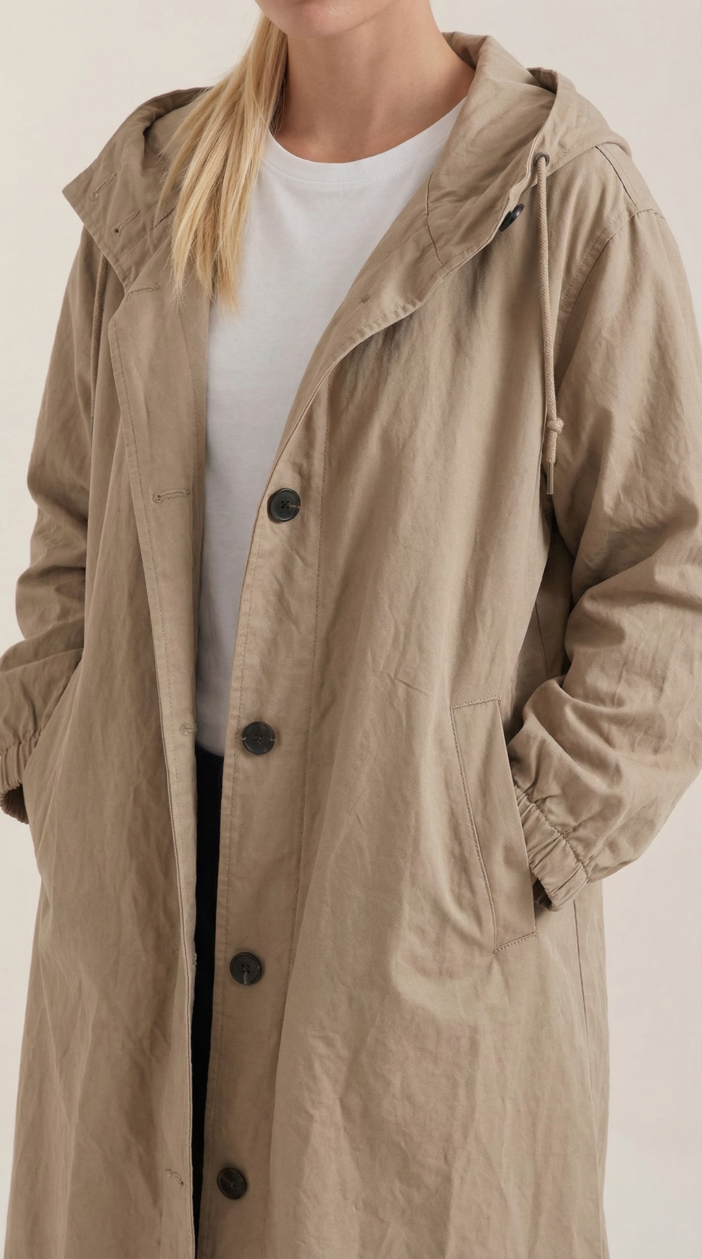Chaqueta impermeable Margie con capucha
