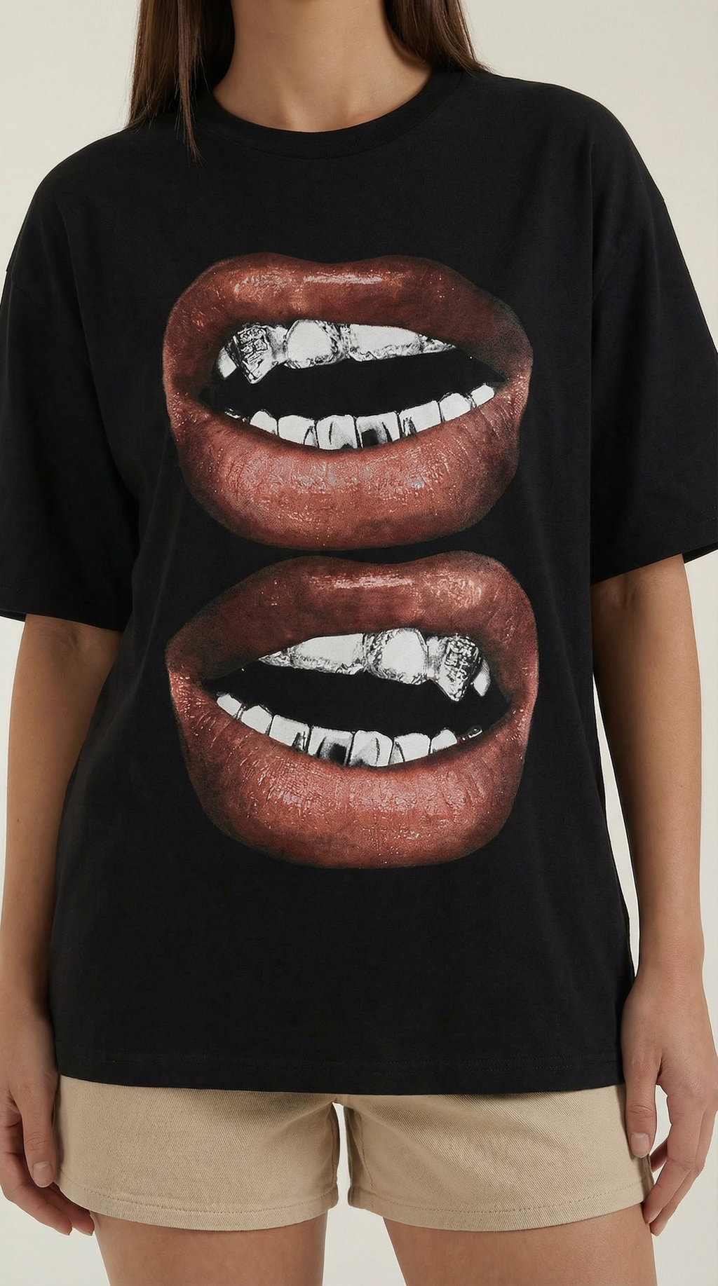 Camiseta Oversize 'Natalia' con Diseño Gráfico