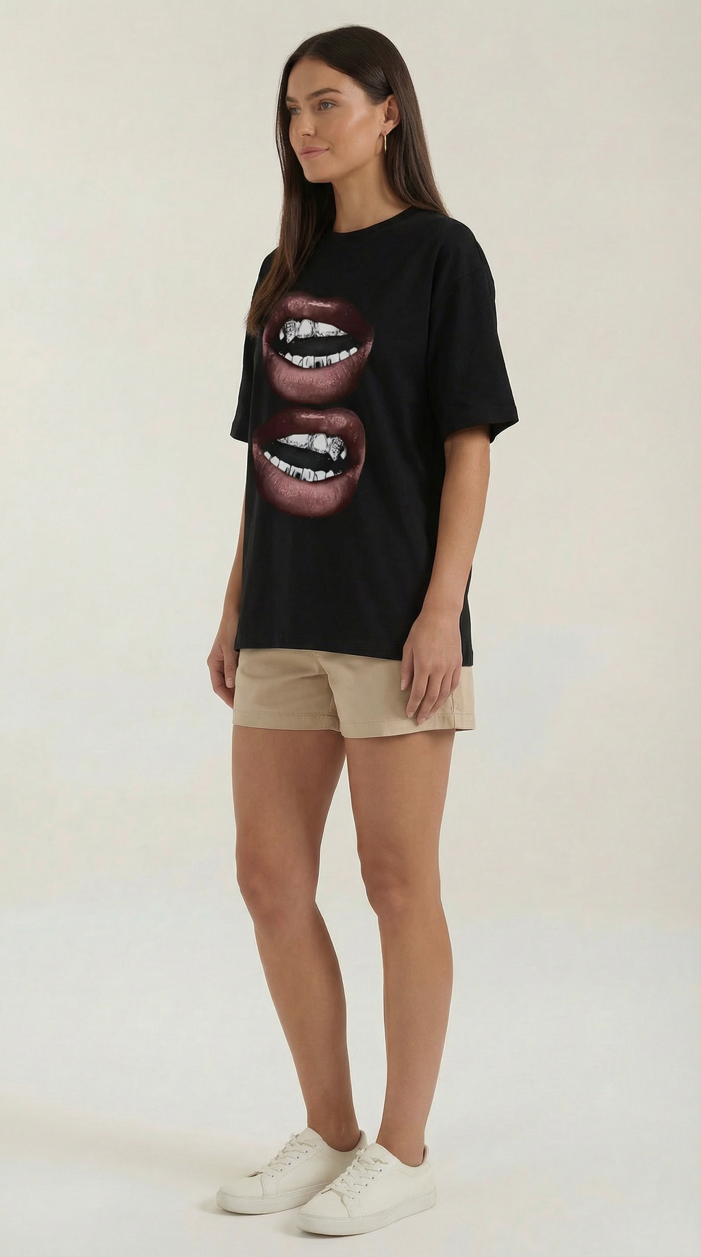 Camiseta Oversize 'Natalia' con Diseño Gráfico