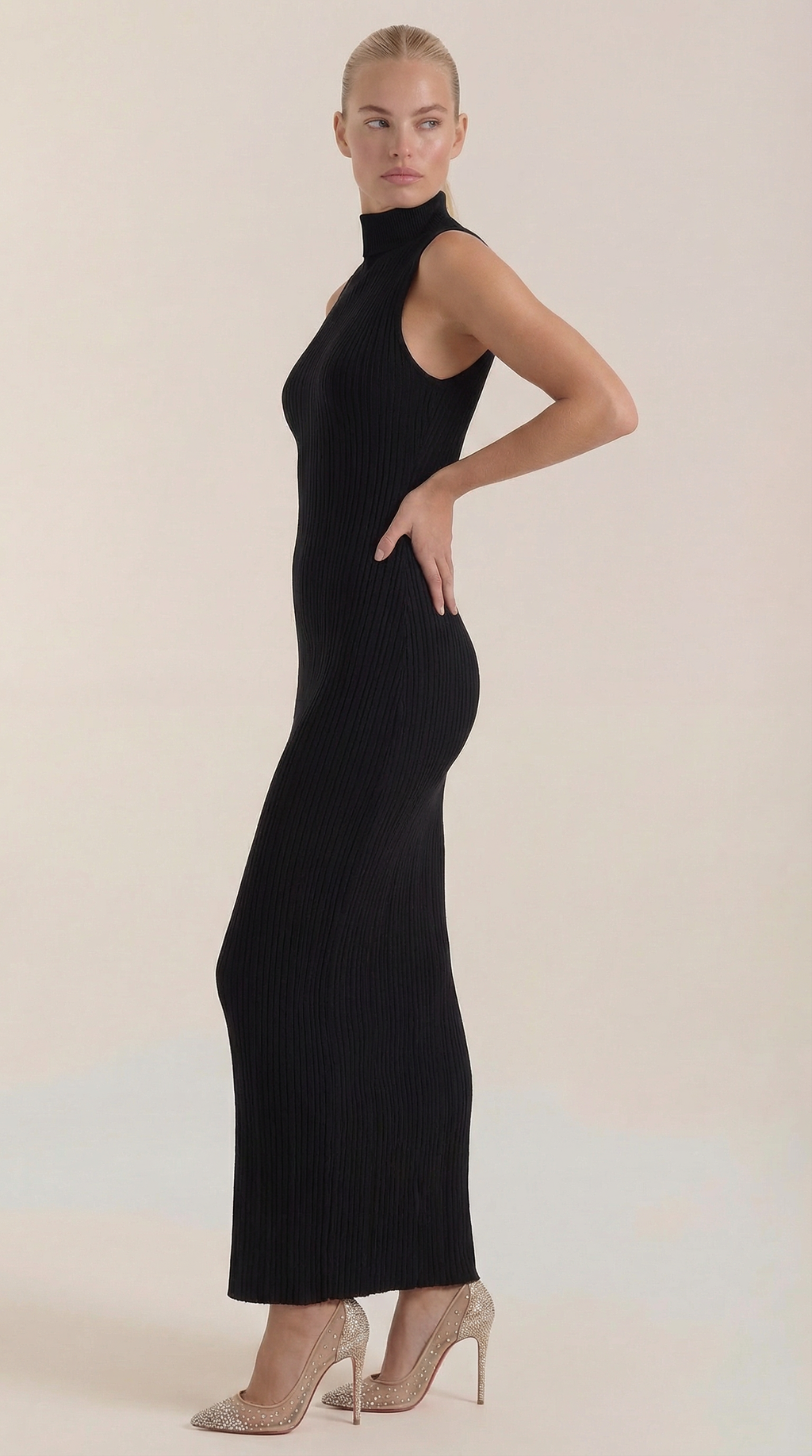 Vestido midi ajustado de cuello alto Sonia
