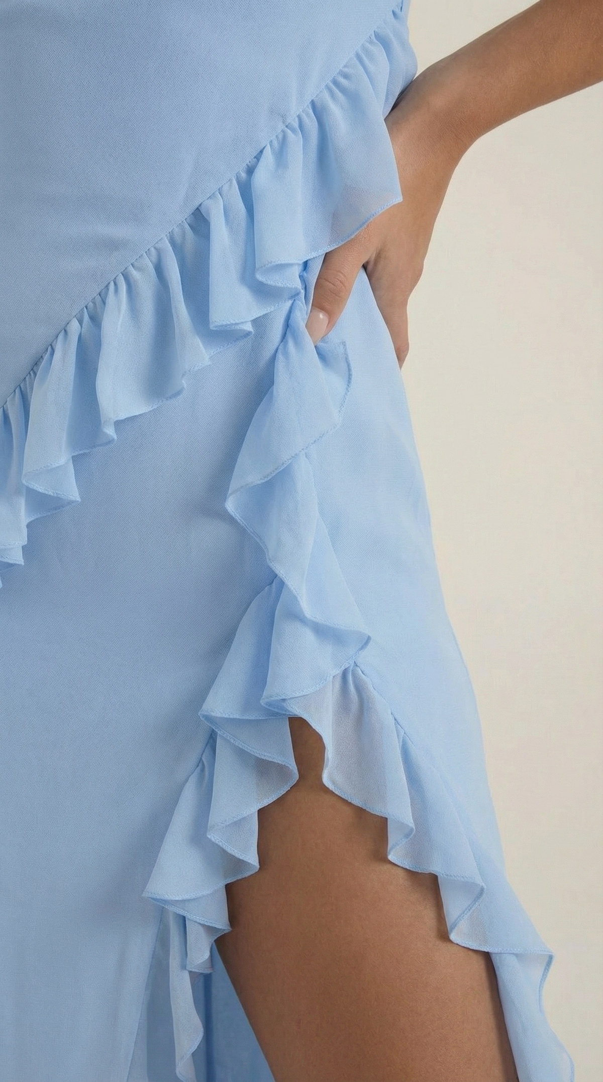 Maxi Vestido Susan con Detalles de Volantes