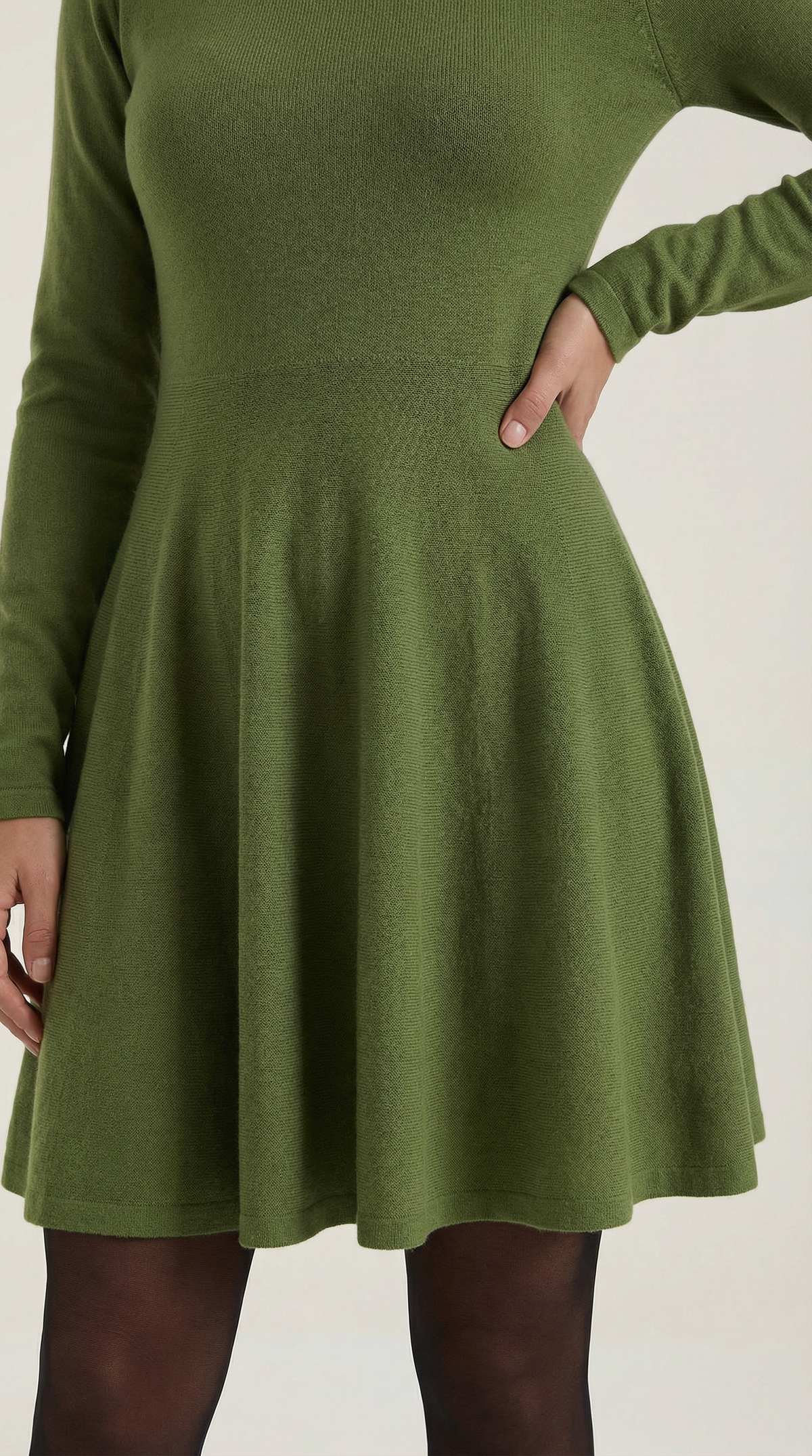 Tiffany Plisado Mini Vestido de Mangas Largas