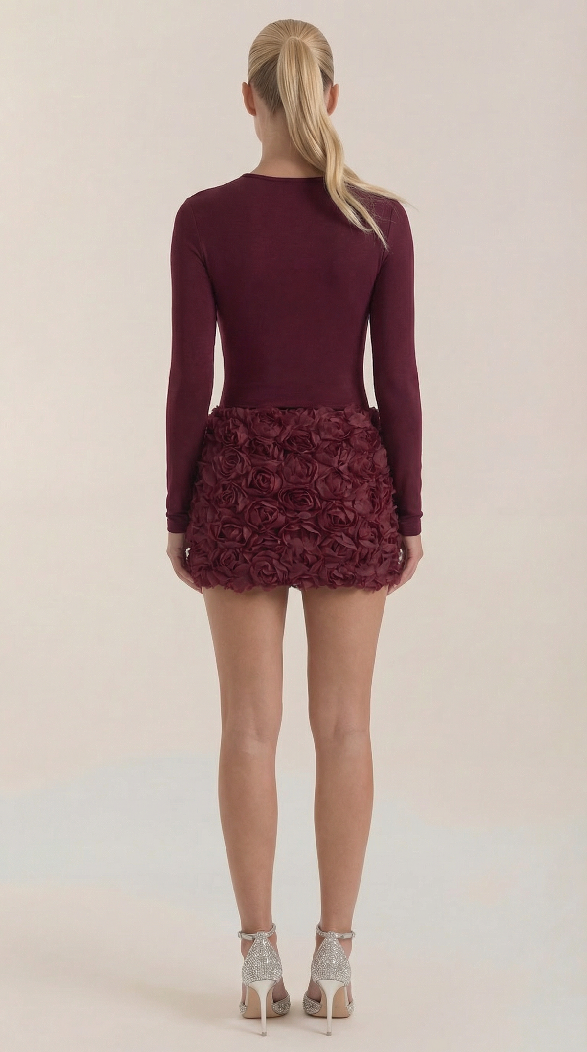 Vestido Corto Tonya con Textura Floral