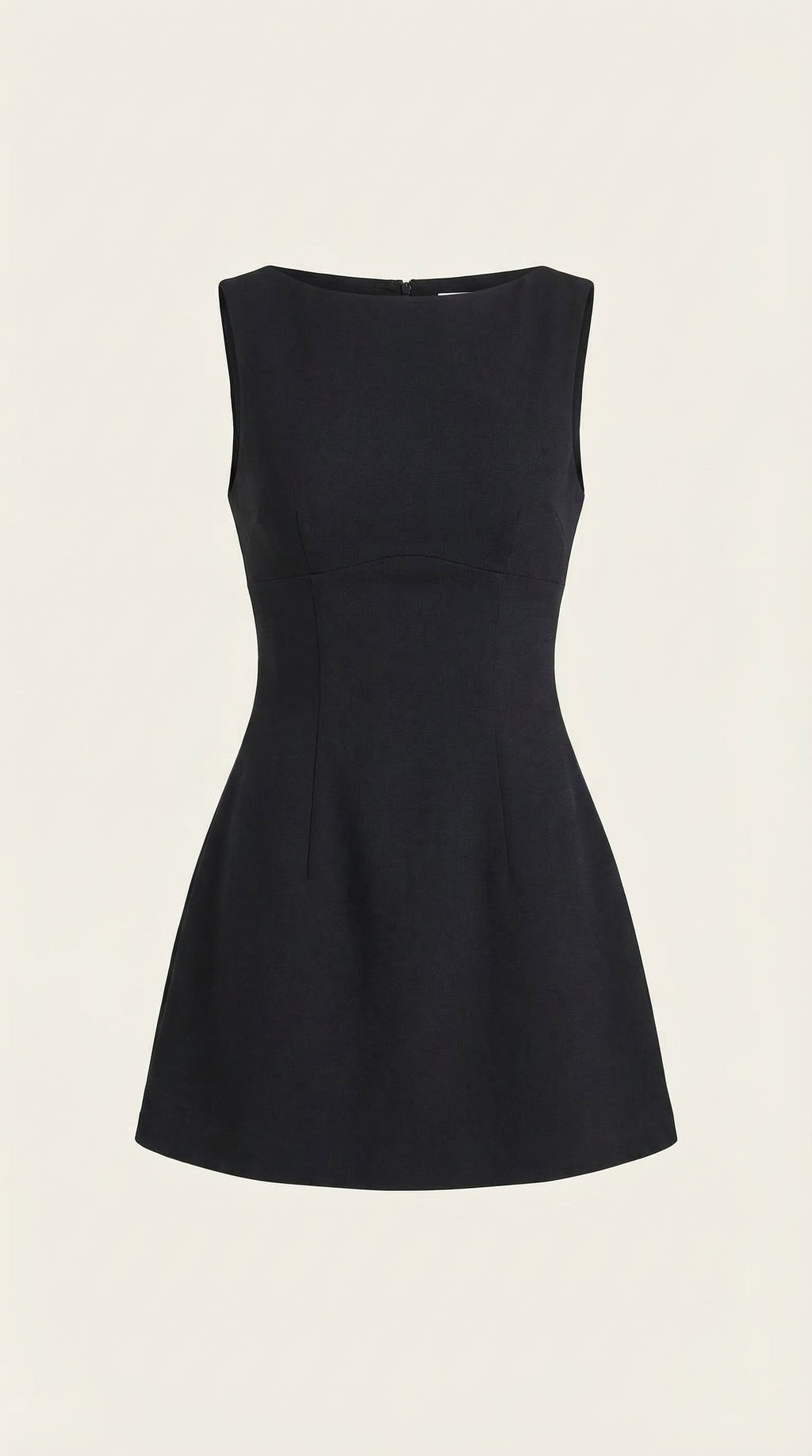 Vestido Corto Helga con Escote Barco