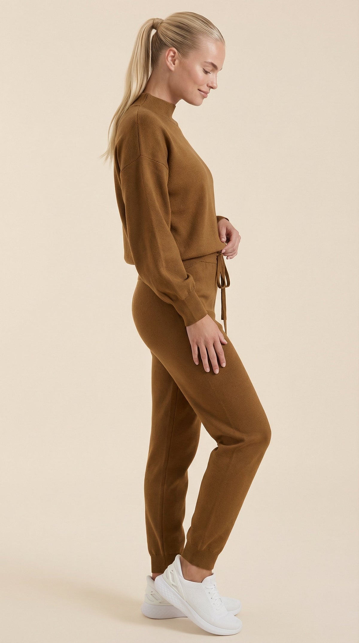 Conjunto de Lounge Mavis Strick con Cuello Alto