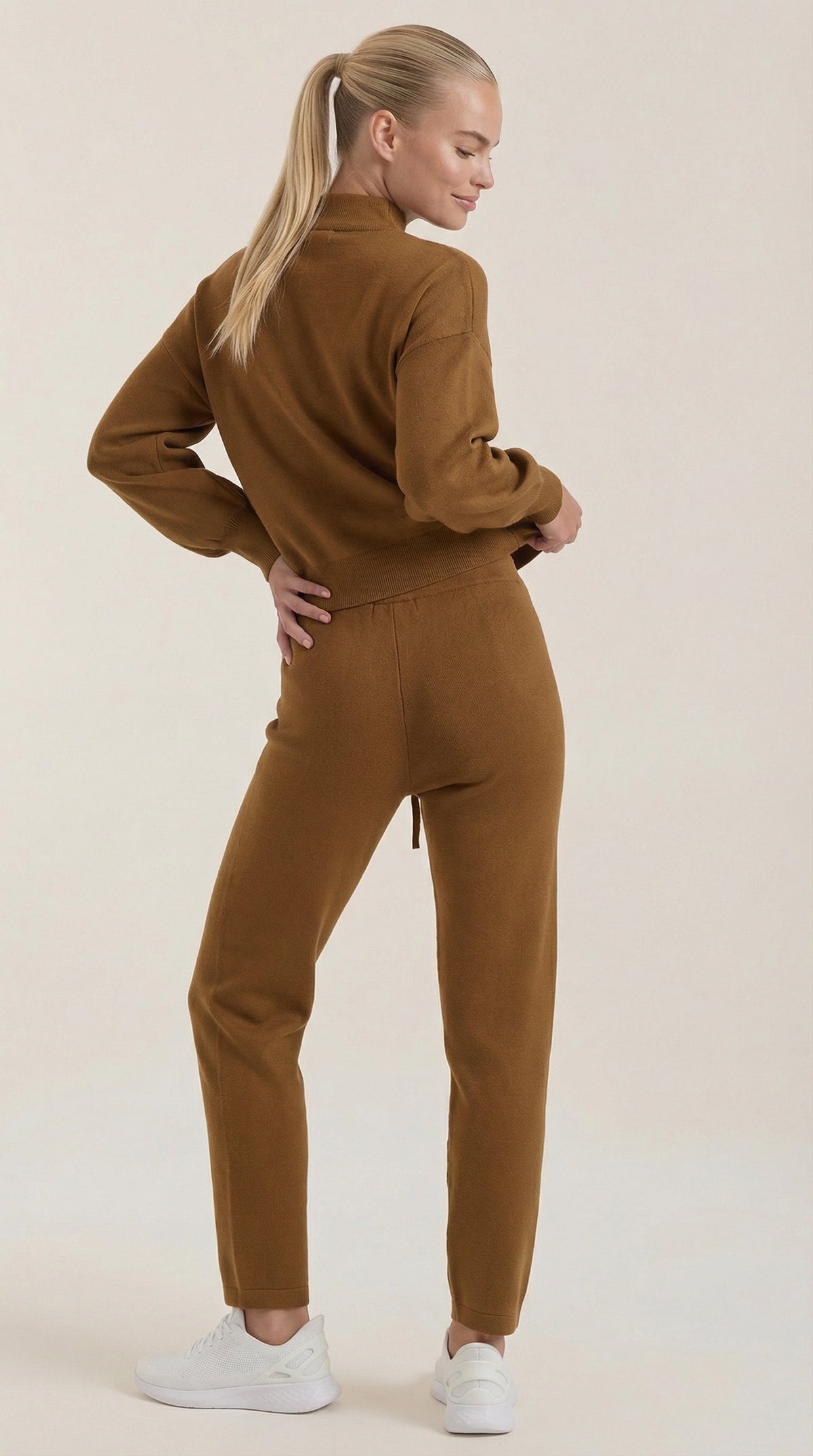 Conjunto de Lounge Mavis Strick con Cuello Alto