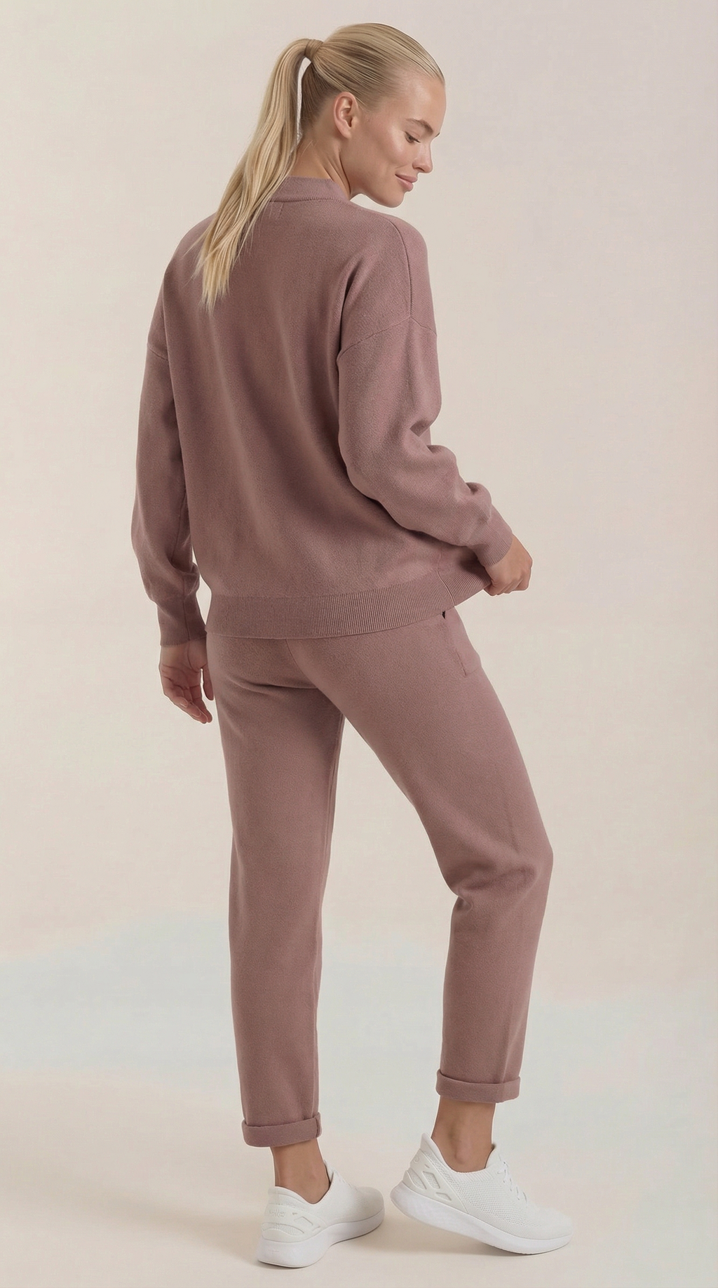 Conjunto de Lounge Mavis Strick con Cuello Alto