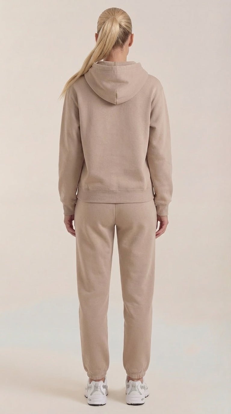 Miriam Cozy Sudadera y Joggers Set