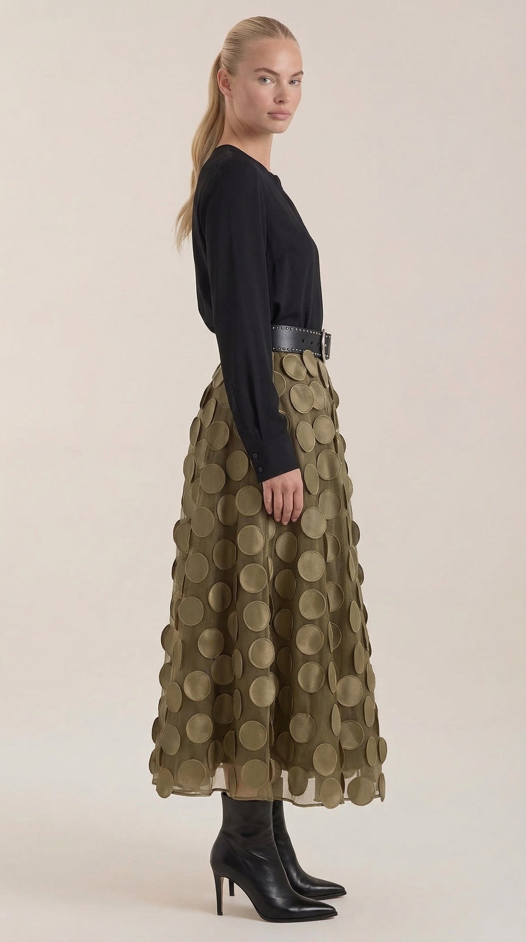 Falda Midi de Malla con Detalles de Puntos Olga