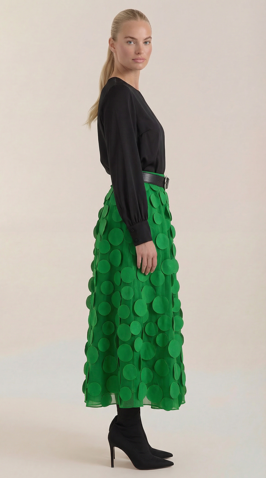 Falda Midi de Malla con Detalles de Puntos Olga
