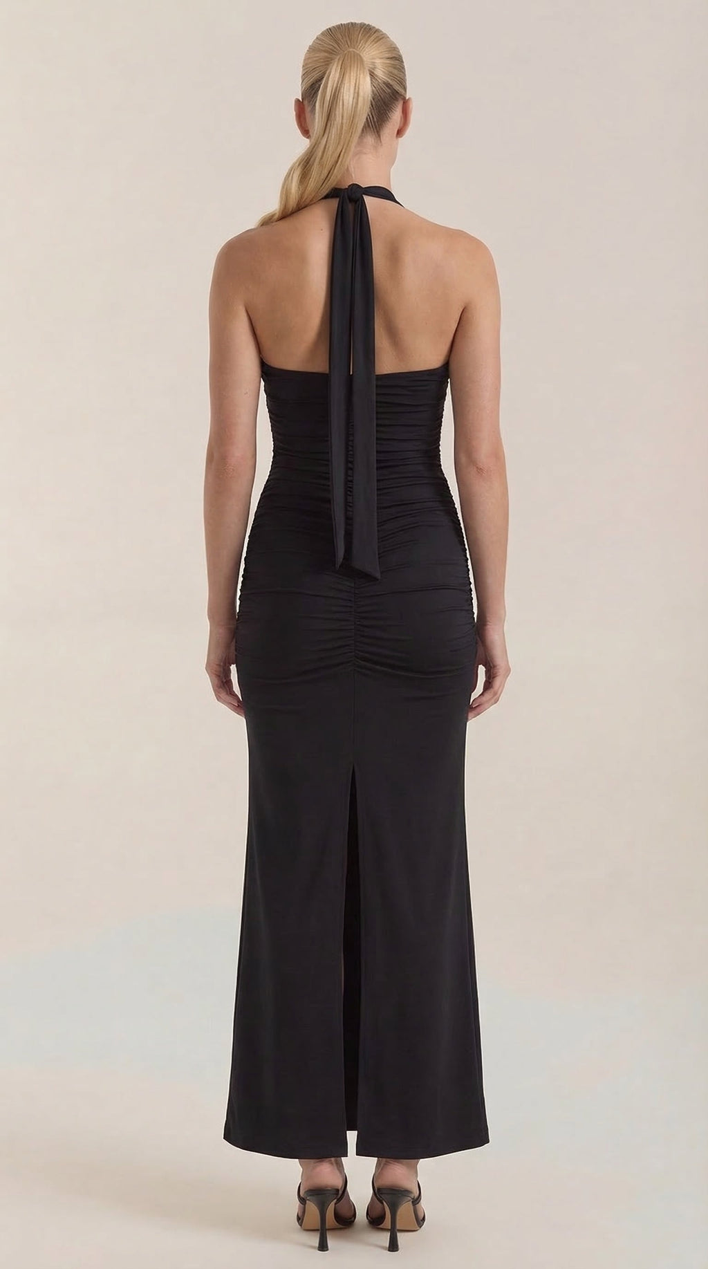 Vestido largo estilo halter Paulette